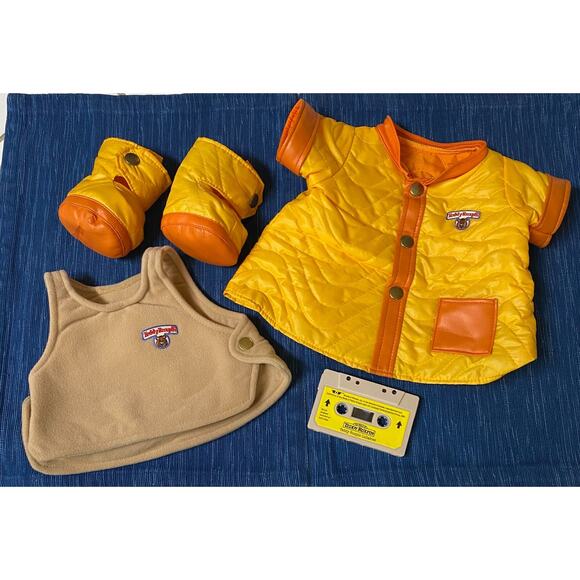 Vintage 1985 Teddy Ruxpin Outfit Worlds of Wonder Lot 15B - Picture 1 of 2